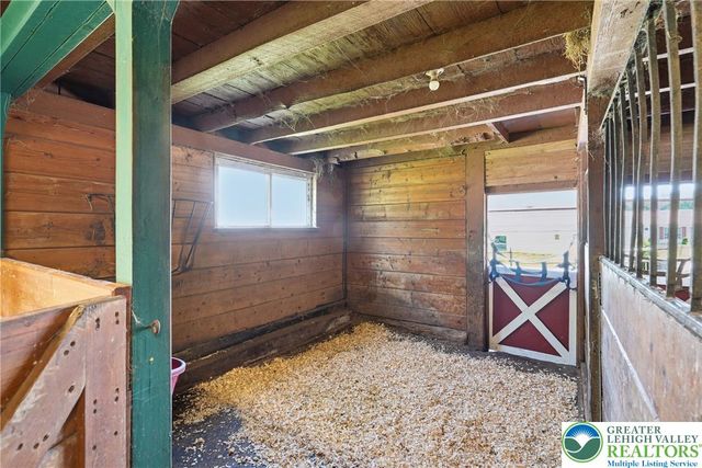 3954 Wood Drive, Lehigh Twp, PA 18088