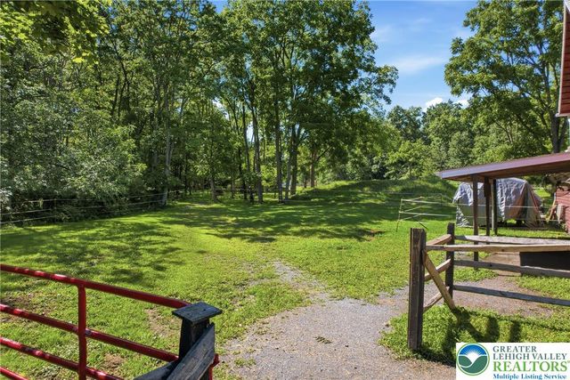 3954 Wood Drive, Lehigh Twp, PA 18088