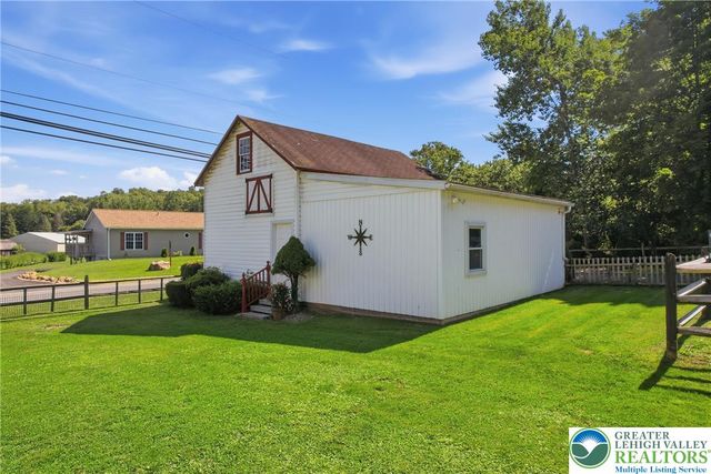 3954 Wood Drive, Lehigh Twp, PA 18088
