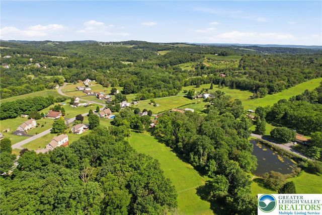 3954 Wood Drive, Lehigh Twp, PA 18088