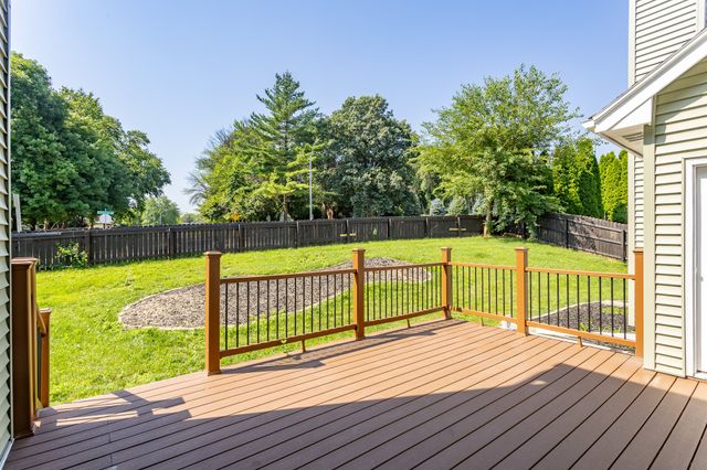 4801 Westbrooke Place, West Des Moines, IA 50266