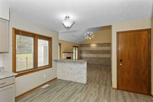 4801 Westbrooke Place, West Des Moines, IA 50266