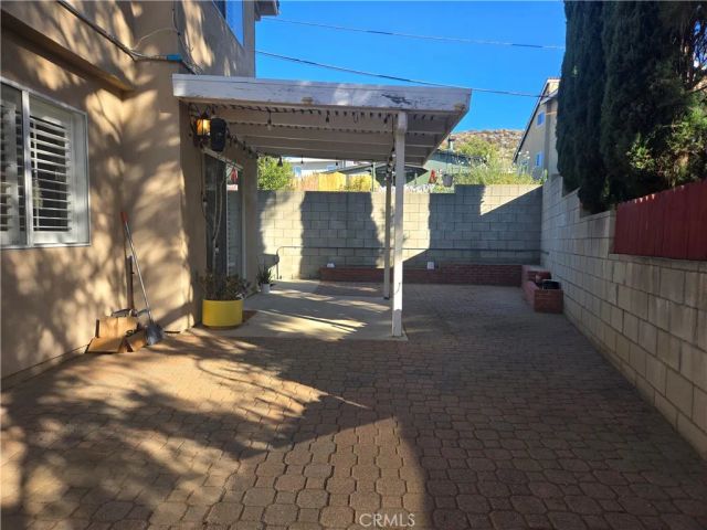 21740 Mojave, Chatsworth, CA 91311