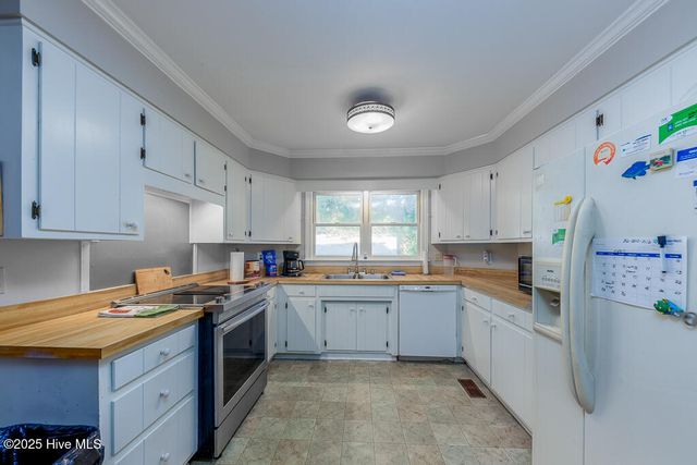 2334 Brices Creek Road, New Bern, NC 28562