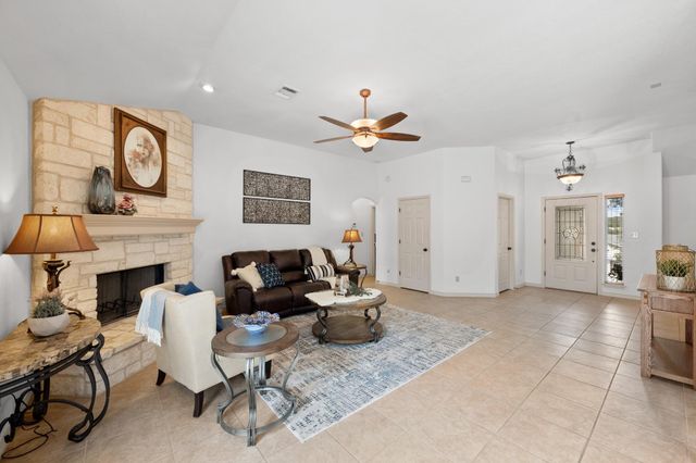 1103 Larkhall DR, Spicewood, TX 78669