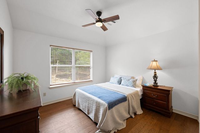 1103 Larkhall DR, Spicewood, TX 78669