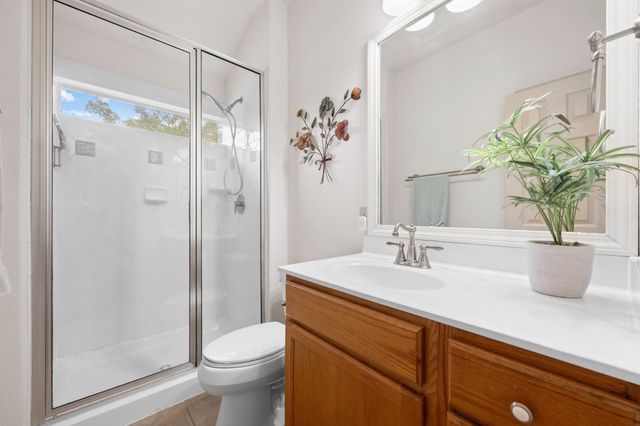 1103 Larkhall DR, Spicewood, TX 78669
