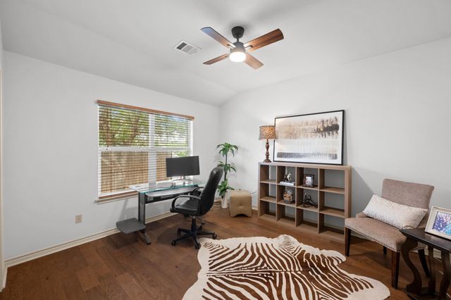 1103 Larkhall DR, Spicewood, TX 78669