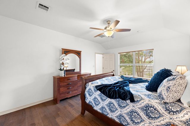 1103 Larkhall DR, Spicewood, TX 78669