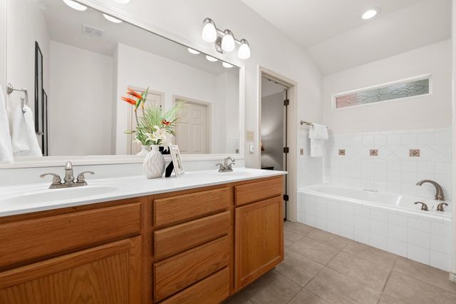1103 Larkhall DR, Spicewood, TX 78669