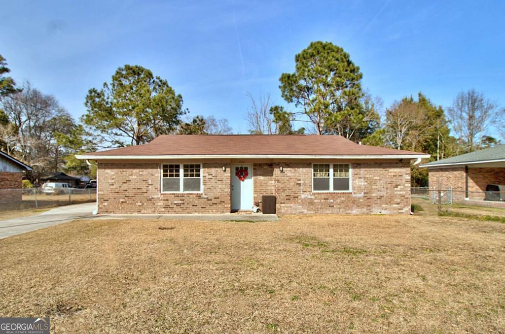 222 Glenn Bryant Road, Hinesville, GA 31313