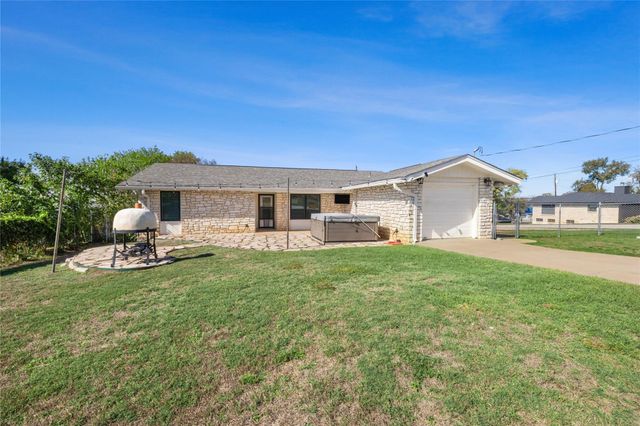 419 Avenue E, Marble Falls, TX 78654