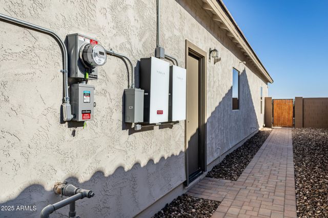 2991 N RIVERSIDE Drive, Florence, AZ 85132