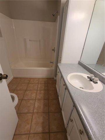 1843 Easter Cody Court, Grayson, GA 30017