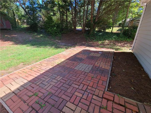 1843 Easter Cody Court, Grayson, GA 30017