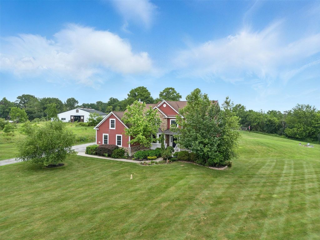 12 Brewster Court, Washingtonville, NY 10992