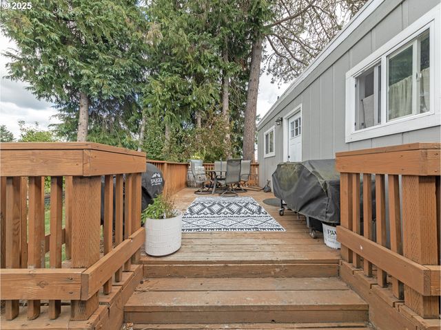 1142 CLATSOP St, Vernonia, OR 97064