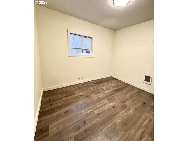 1142 CLATSOP St, Vernonia, OR 97064