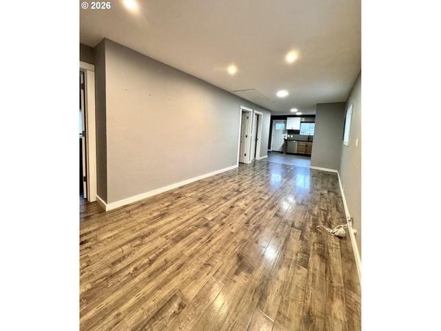 1142 CLATSOP St, Vernonia, OR 97064