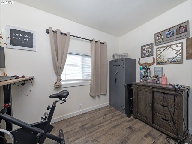 1142 CLATSOP St, Vernonia, OR 97064