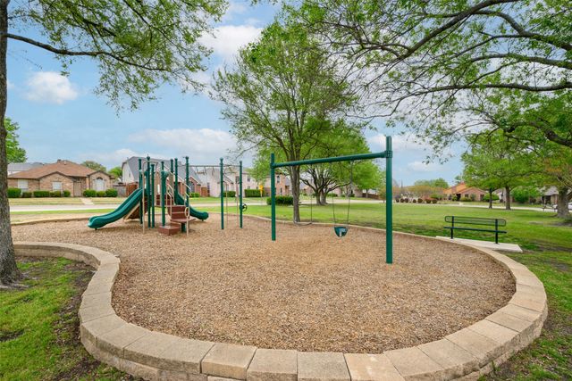 2701 Deer Creek Court, Garland, TX 75040