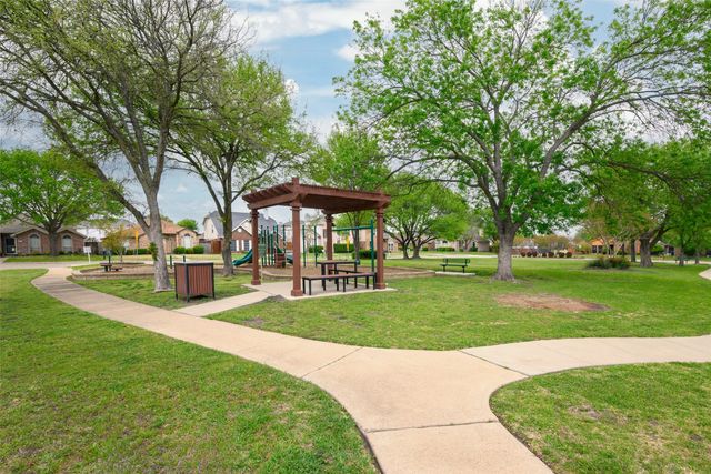 2701 Deer Creek Court, Garland, TX 75040
