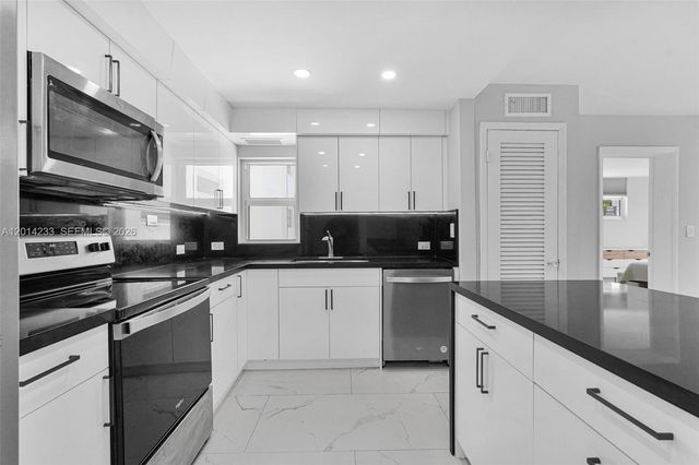 1075 93rd Street 207, Bay Harbor Islands, FL 33154