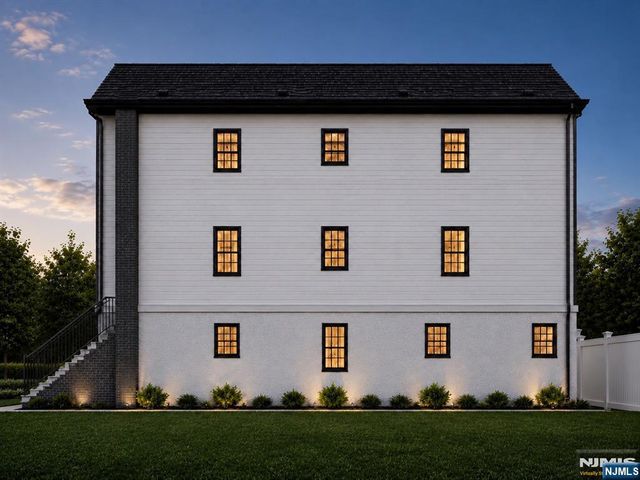 313 Warren Street, Harrison, NJ 07029
