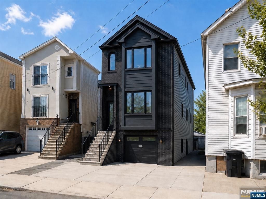 313 Warren Street, Harrison, NJ 07029