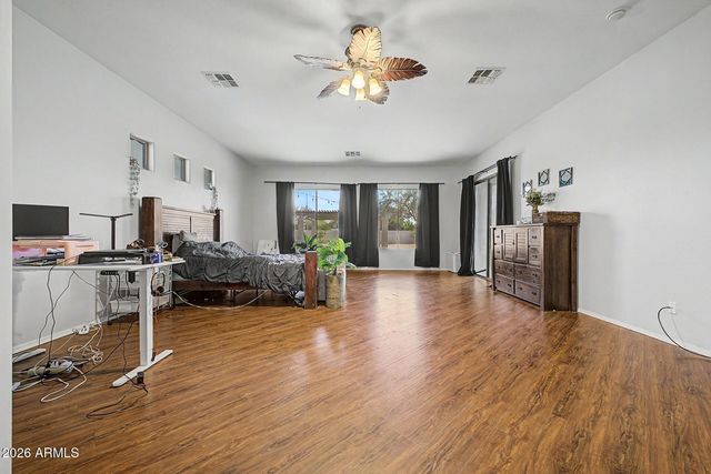 14389 W BECKER Lane, Surprise, AZ 85379