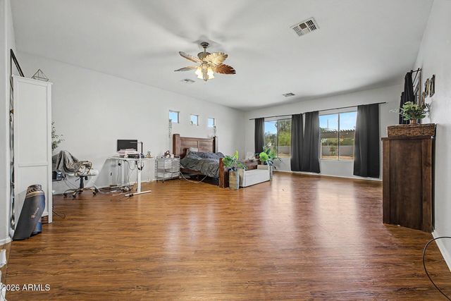 14389 W BECKER Lane, Surprise, AZ 85379