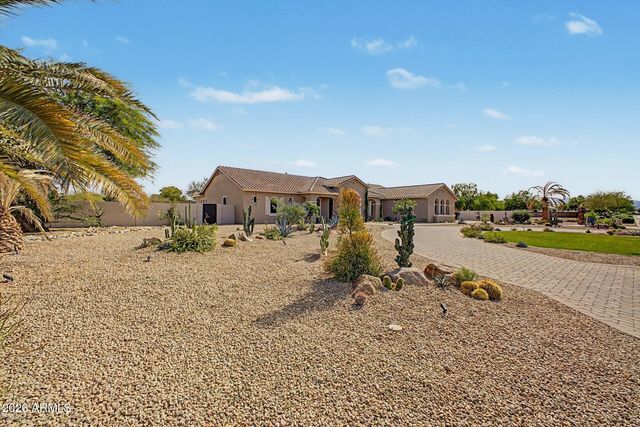 14389 W BECKER Lane, Surprise, AZ 85379
