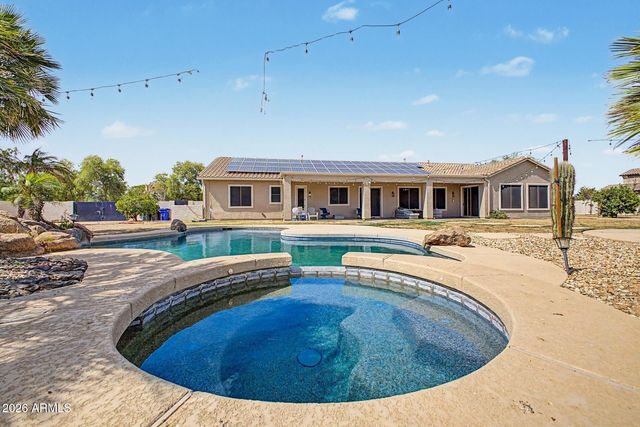 14389 W BECKER Lane, Surprise, AZ 85379
