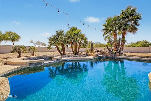 14389 W BECKER Lane, Surprise, AZ 85379