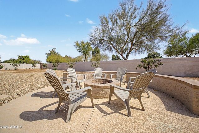 14389 W BECKER Lane, Surprise, AZ 85379