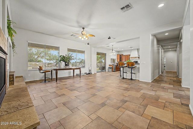 14389 W BECKER Lane, Surprise, AZ 85379