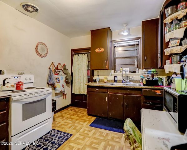 947 MAYNARD Street, Jacksonville, FL 32208