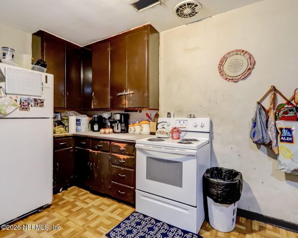947 MAYNARD Street, Jacksonville, FL 32208