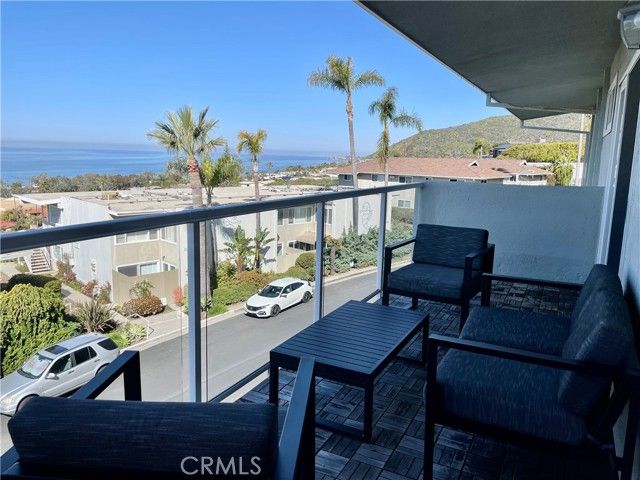 21703 Ocean Vista 303, Laguna Beach, CA 92651