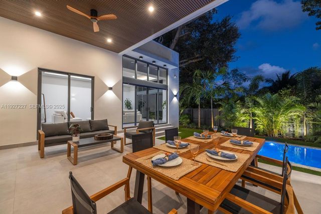 11143 NE 8th Ave, Biscayne Park, FL 33161