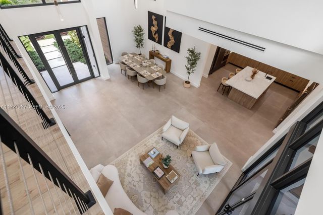 11143 NE 8th Ave, Biscayne Park, FL 33161