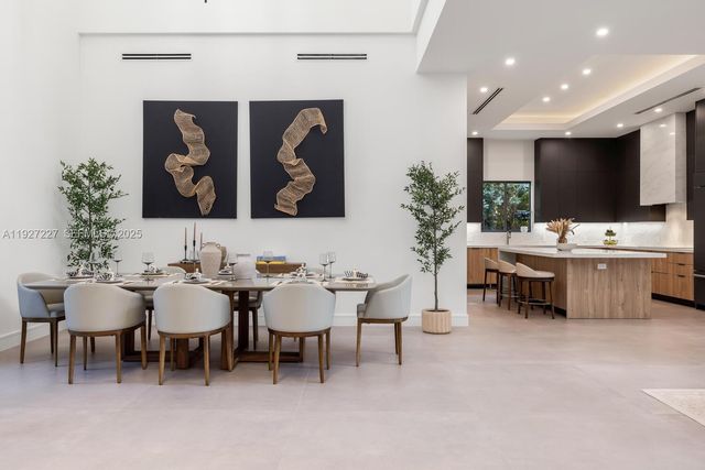 11143 NE 8th Ave, Biscayne Park, FL 33161