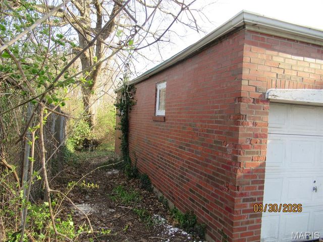 357 Fork Drive, Riverview, MO 63137