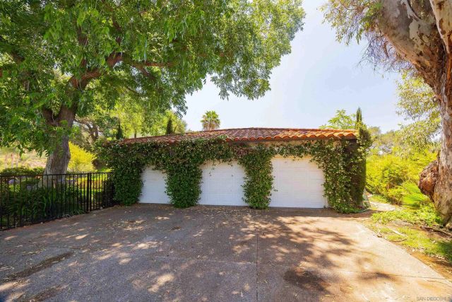 3640 Gird Rd, Fallbrook, CA 92028