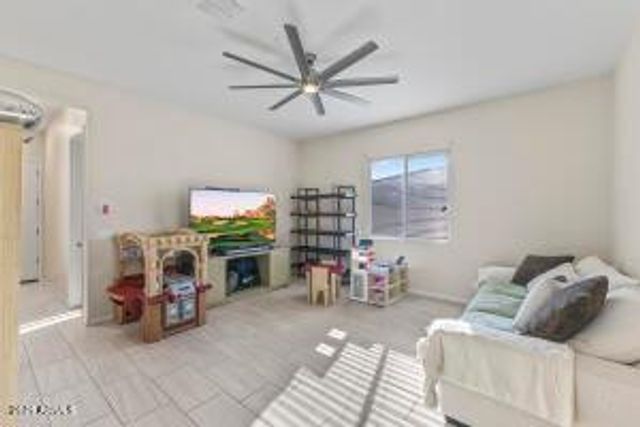 16865 W Electra Court, Surprise, AZ 85387