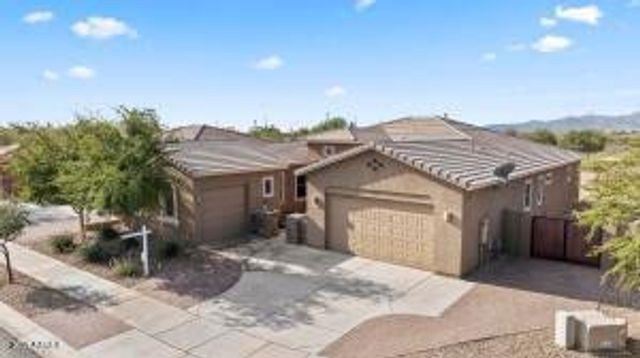 16865 W Electra Court, Surprise, AZ 85387