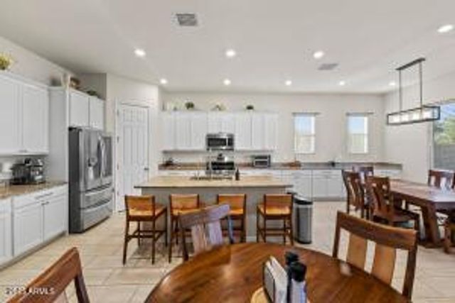 16865 W Electra Court, Surprise, AZ 85387