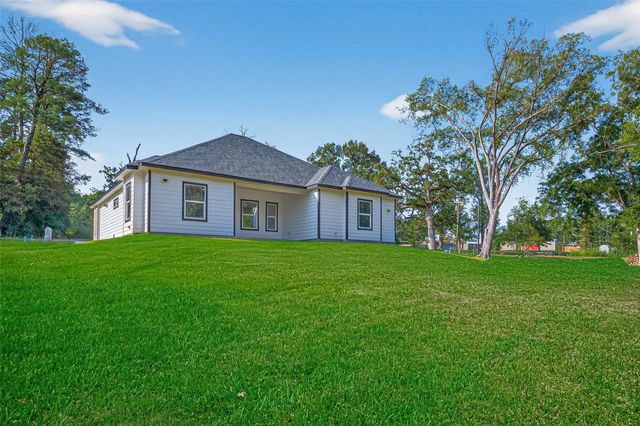 113 County Road 645, Kenefick, TX 77535