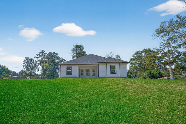 113 County Road 645, Kenefick, TX 77535