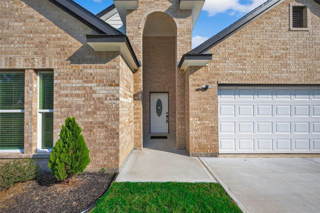 113 County Road 645, Kenefick, TX 77535